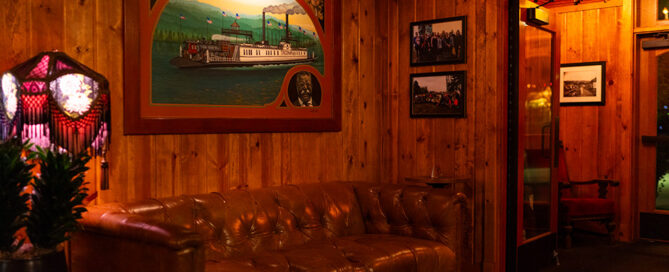 McMenamins Kalama Harbor Lodge Old 97